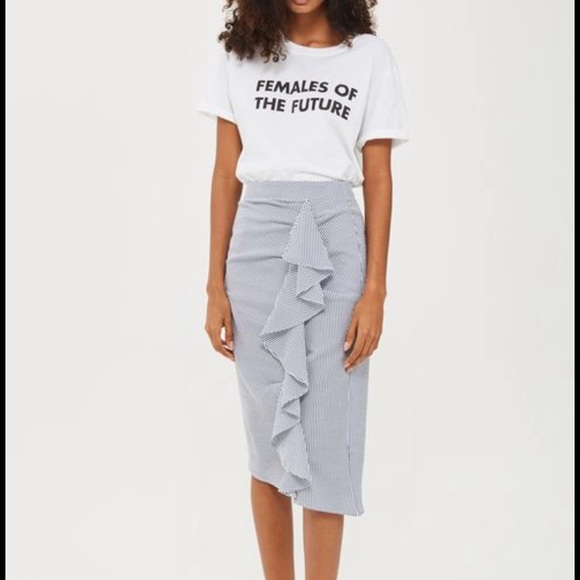 Topshop Dresses & Skirts - NWOT Topshop seersucker ruffle skirt